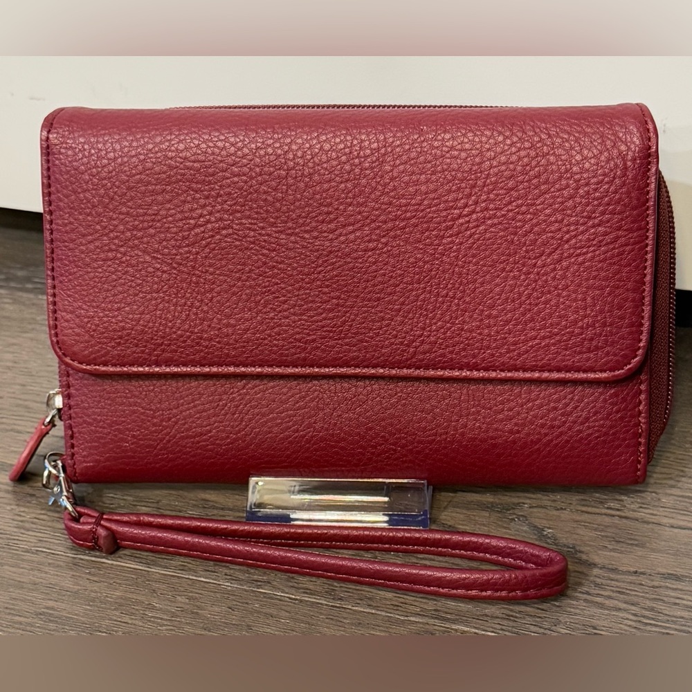 Dark Red Wristlet Wallet Clutch. NWOT